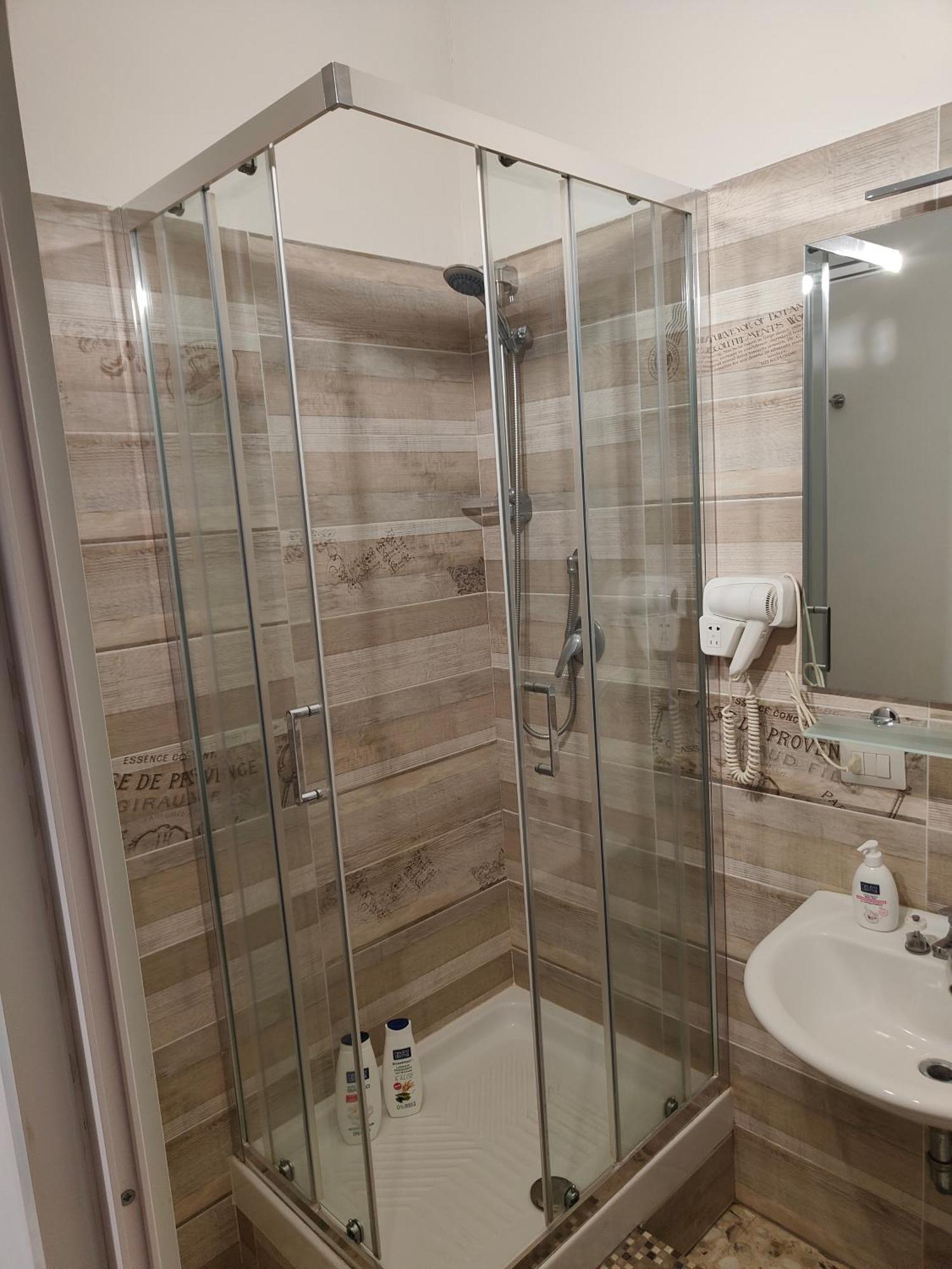 Etnea Gioeni House Suite Catania-Fontanarossai nemzetközi repülőtér Szoba fotó